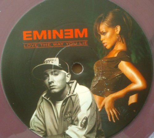 Eminem (Ft. Rihanna) – Love the Way You Lie